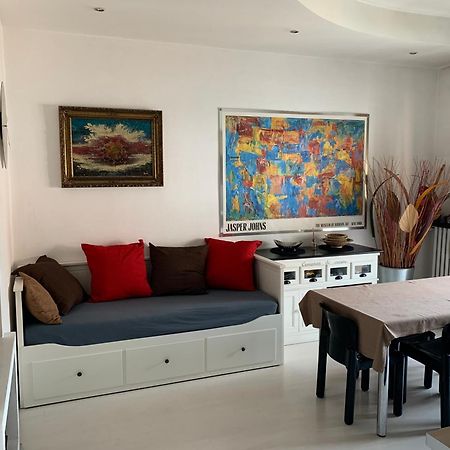 Suite In Town Милано Екстериор снимка